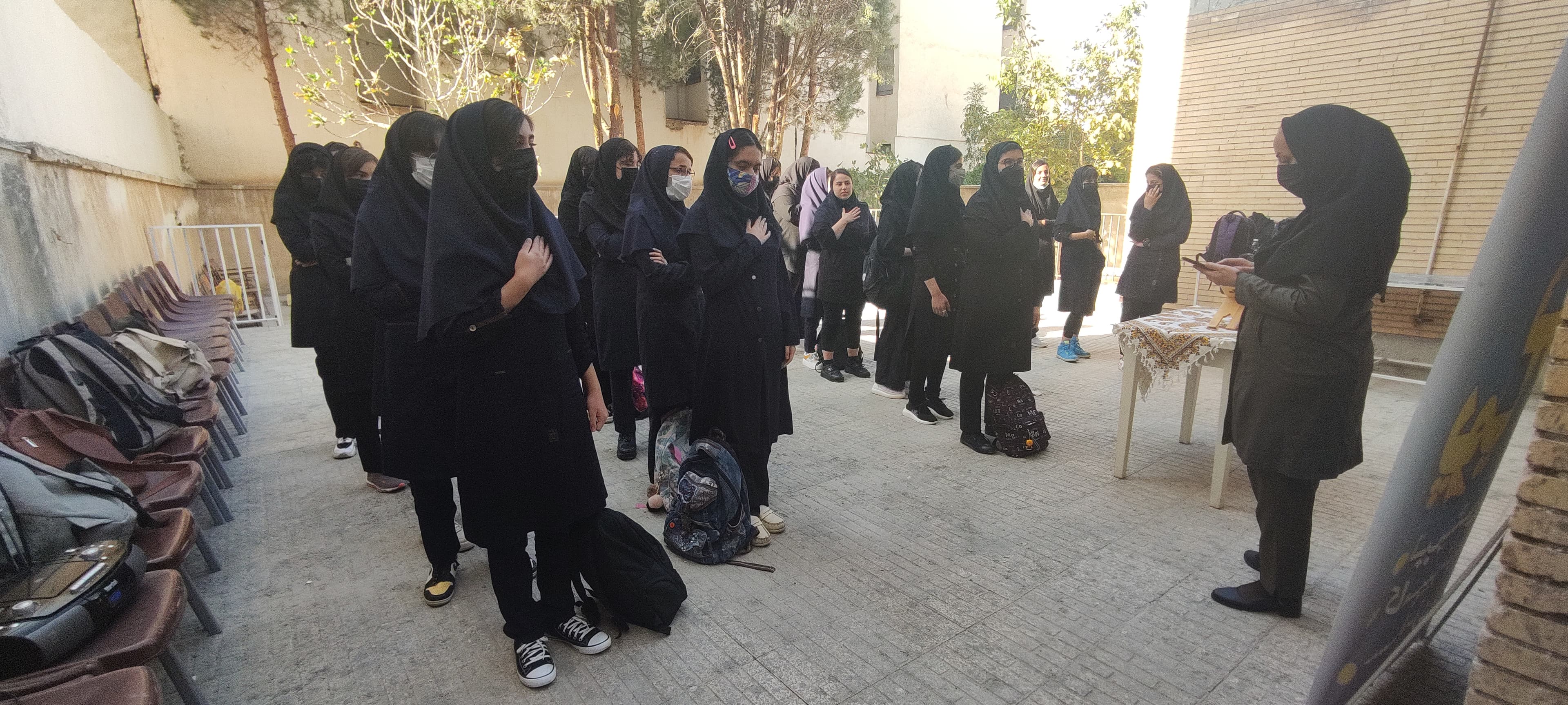 برنامه صبحگاهی